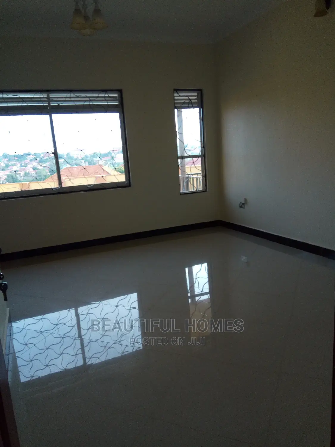 Furnished 4bdrm Villa in Ministers Village, Kira for Sale