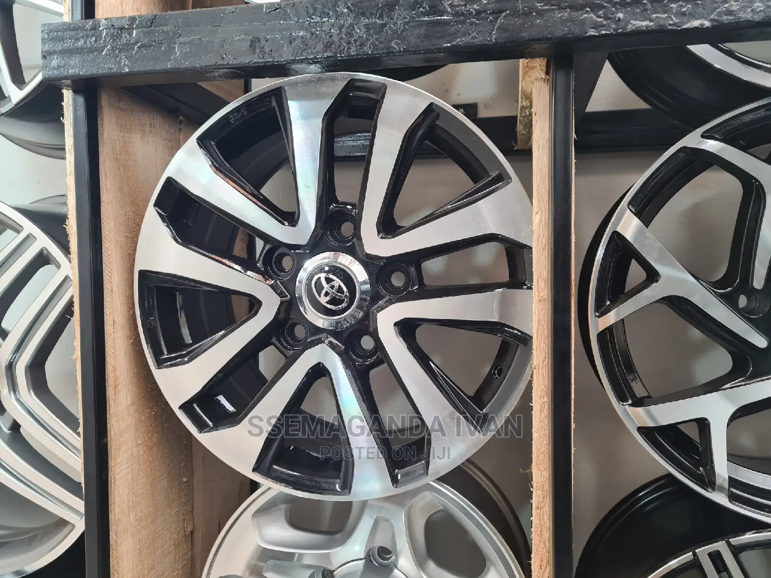 Landcruiser V8 Rim Size 20