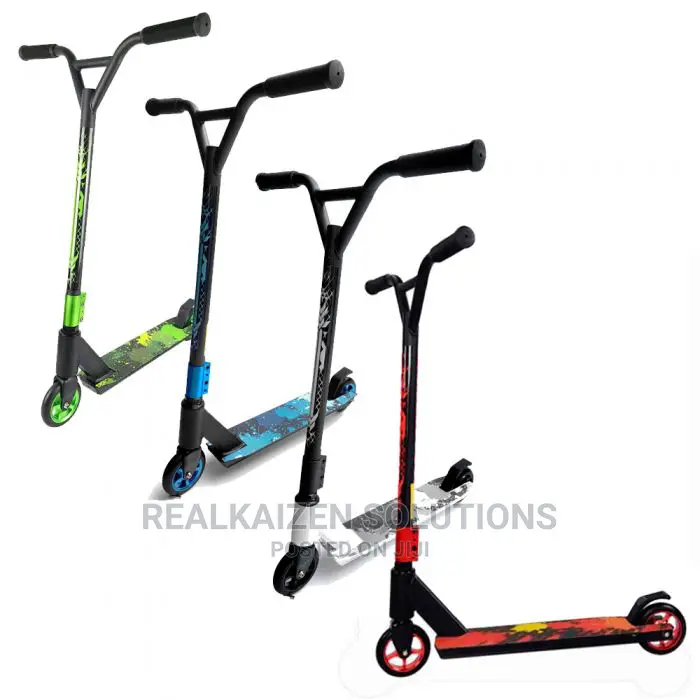 SHOW YOURSELF Stunt Aluminium And Steel Foldable Scooter.