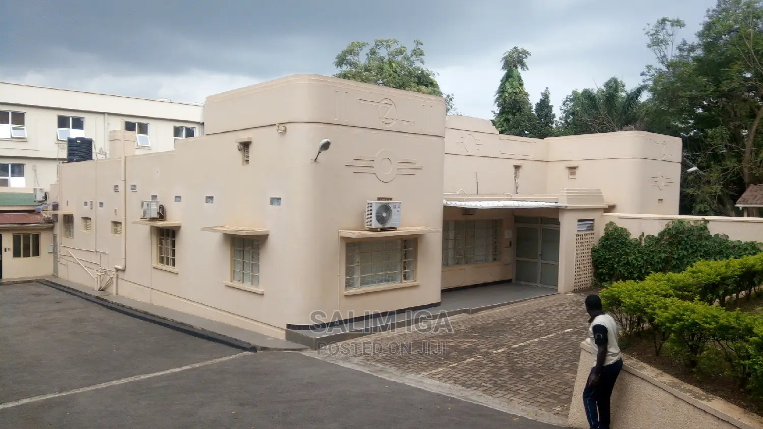 8bdrm Bungalow in Kololo Property, Central Division for Rent