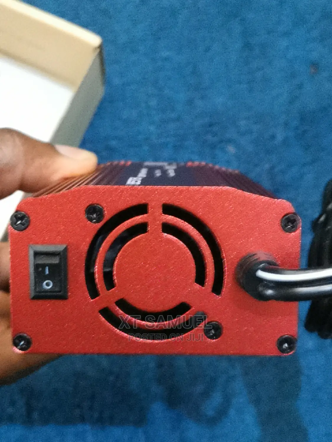 Bestek 300w UK Branded Car Inverter,12v to 240v Inside a Car