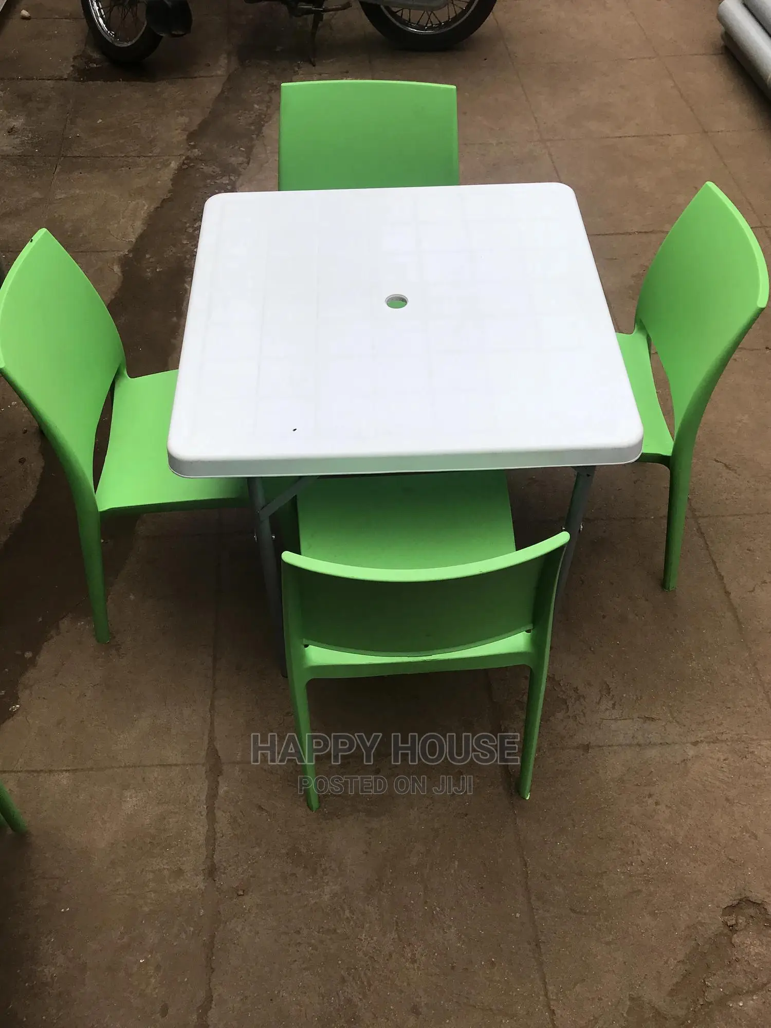 Set of Table and 4 Chairs