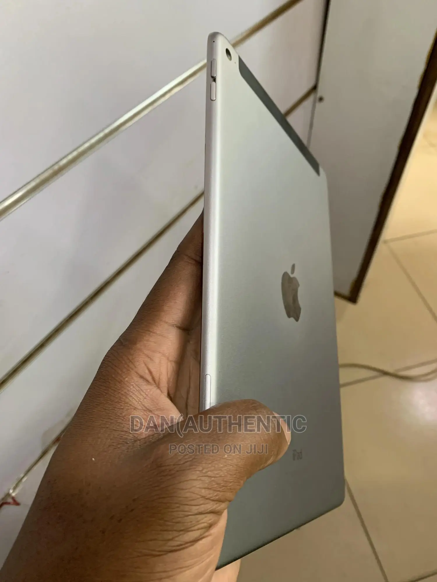 Apple iPad Air 2 64 GB Gray