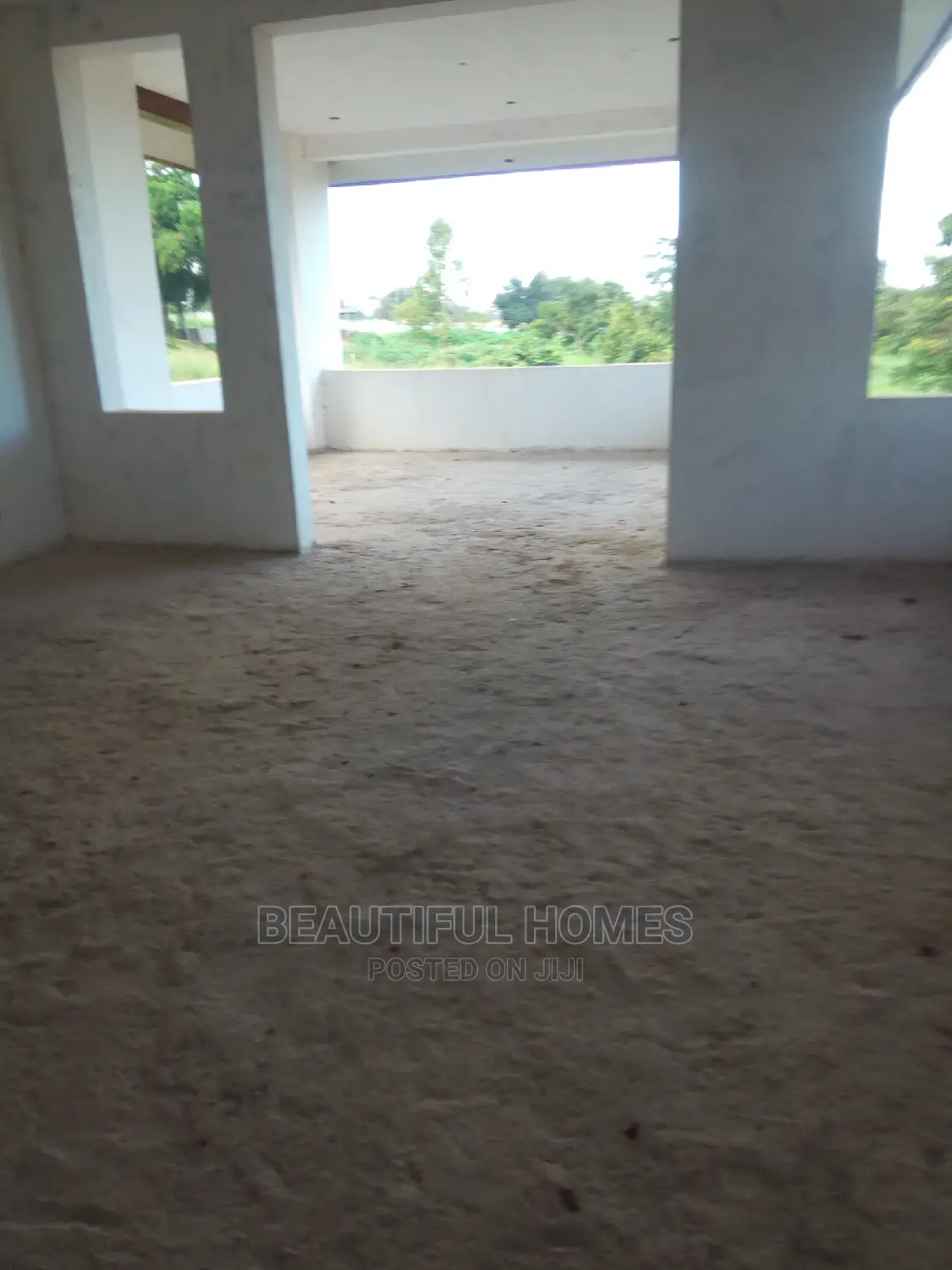 Furnished 7bdrm Mansion in Naguru, Nakawa for Sale