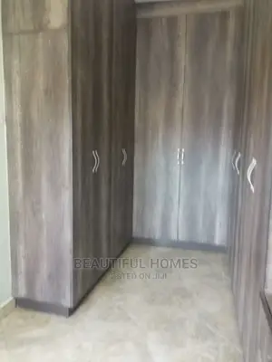 Furnished 4bdrm House in Kira for Sale