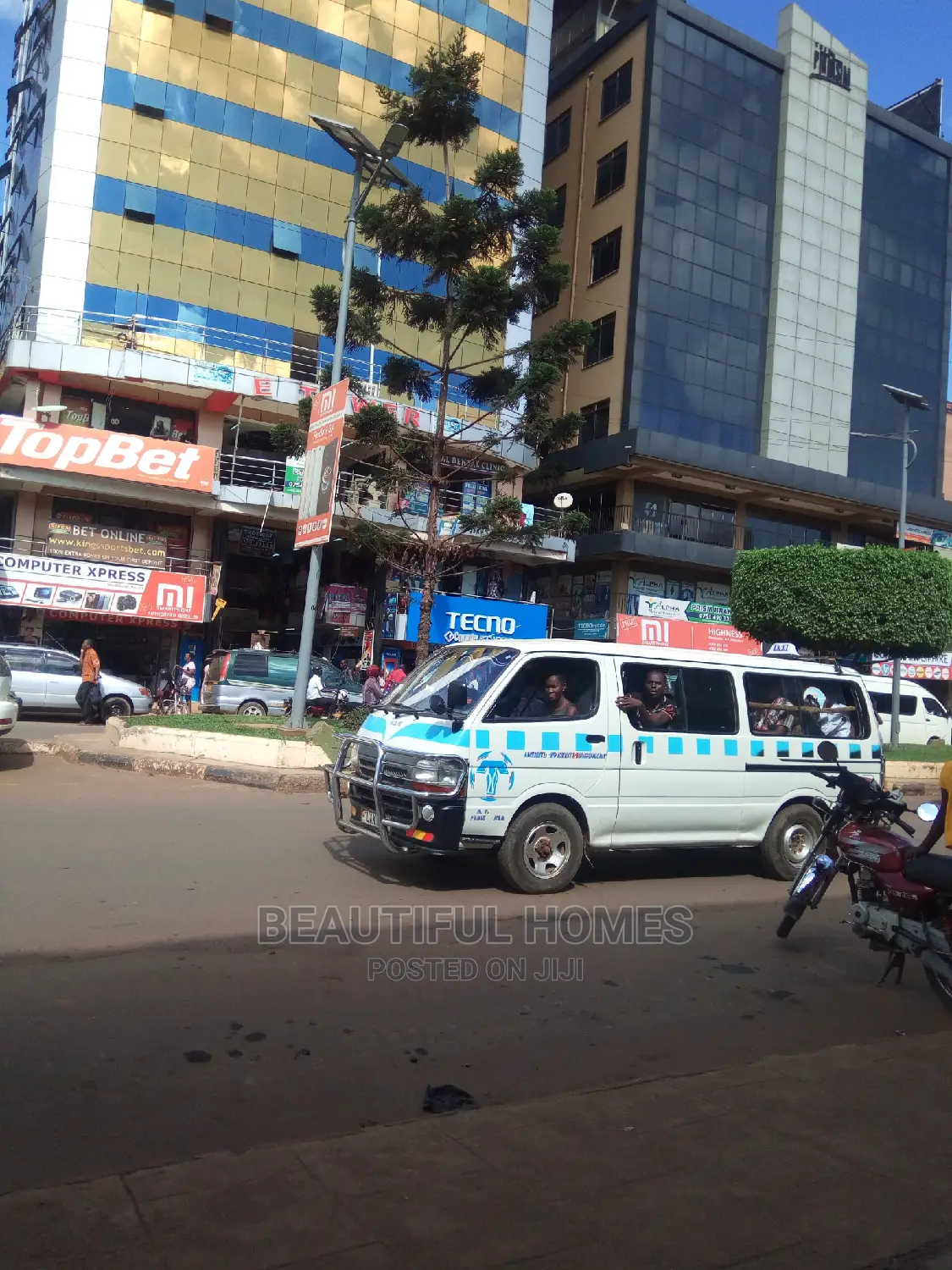 Kampala Road Commercial Arcade on Sell
