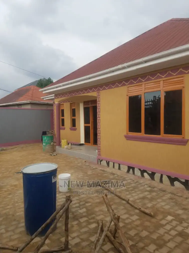 3bdrm Bungalow in Busabaala After One, Division B for Sale
