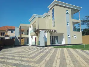 Photo - Furnished 6bdrm Mansion in Munyonyo Rich, Makindye for Sale