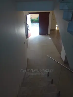 Furnished 6bdrm House in Munyonyo, Makindye for Sale
