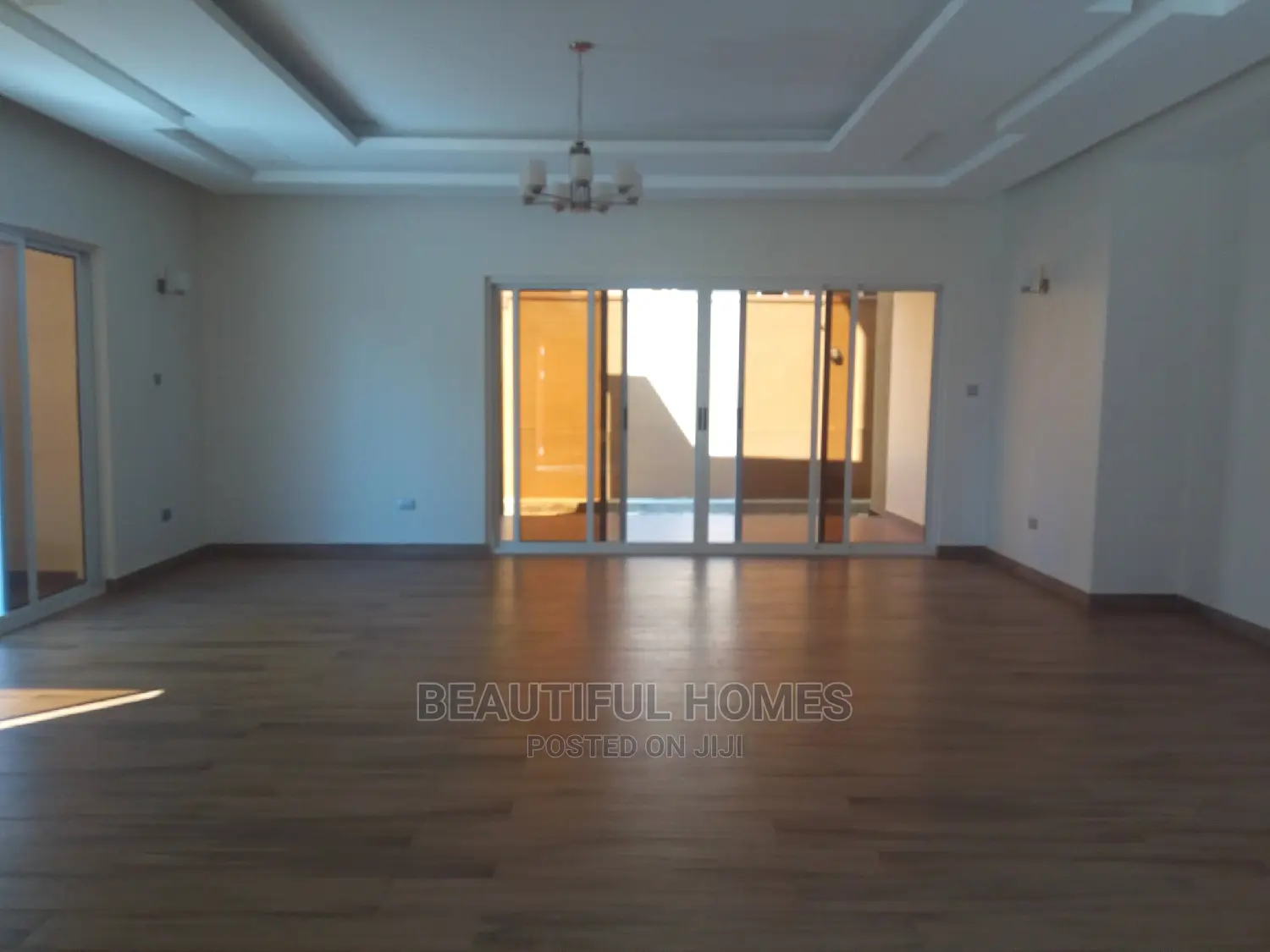 Furnished 6bdrm Mansion in Munyonyo, Makindye for Sale