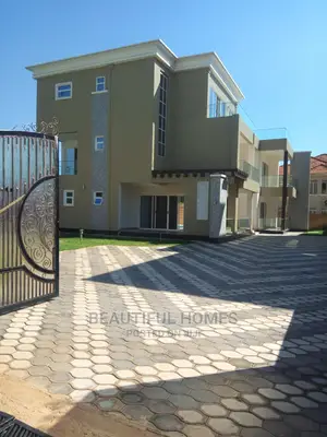 Furnished 6bdrm Mansion in Munyonyo, Makindye for Sale