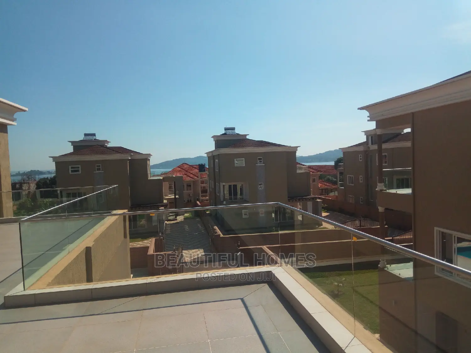 Furnished 6bdrm Mansion in Munyonyo, Makindye for Sale