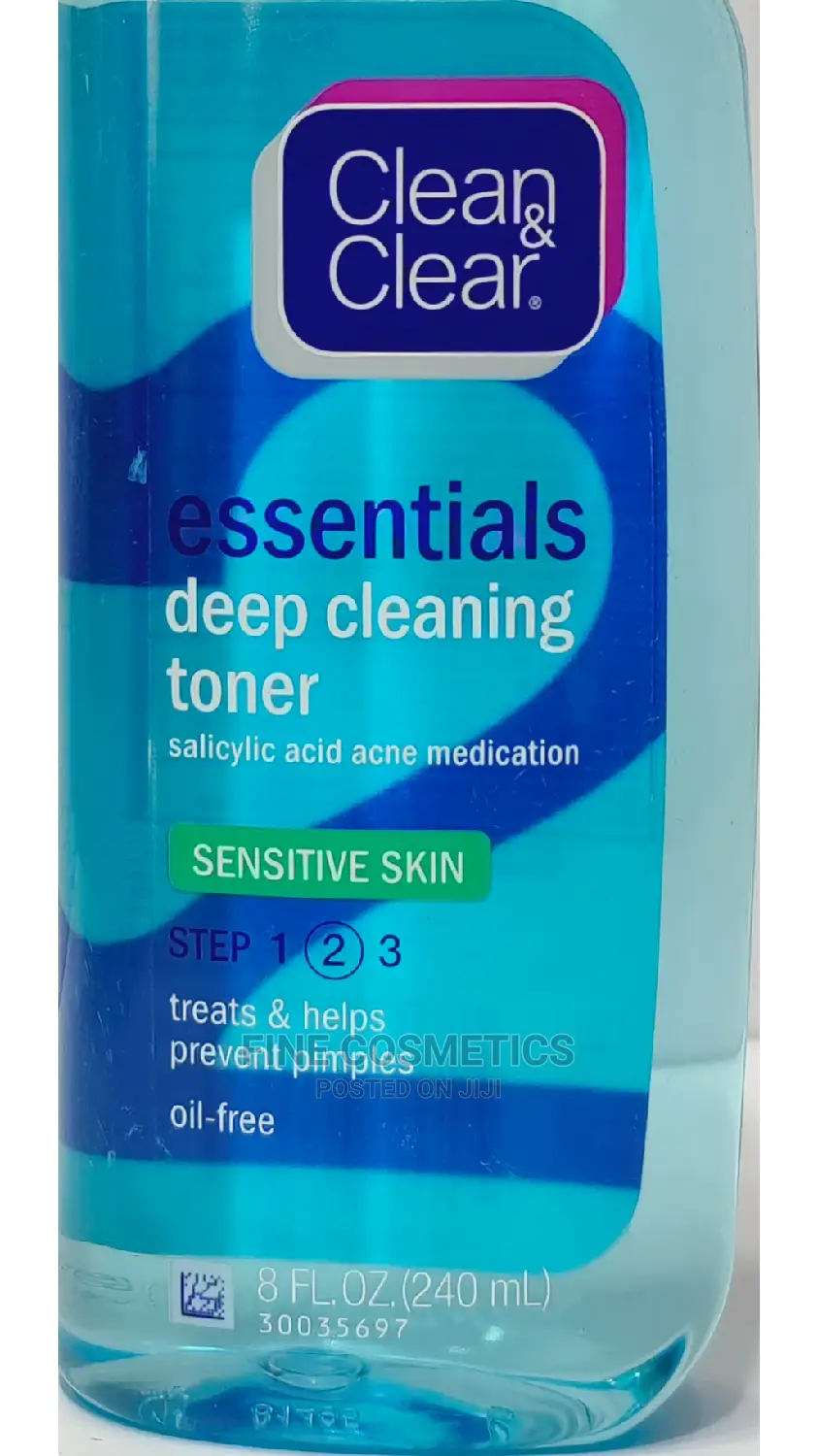 Clean and Clear Essentials Deep Cleaning Face Toner for Acne