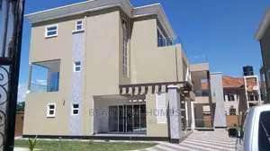 Furnished 6bdrm Mansion in Munyonyo, Makindye for Sale