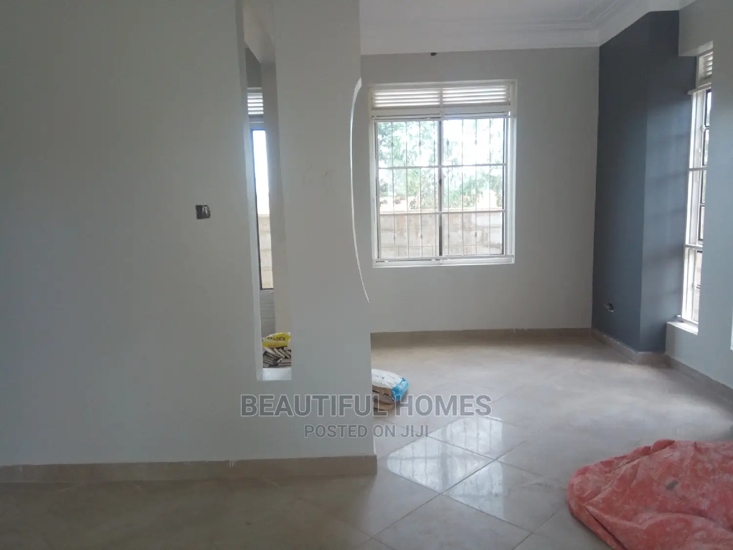 Furnished 3bdrm House in Kira for Sale