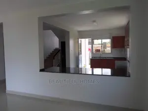 Furnished 4bdrm Villa in Tarmacked, Kira for Sale