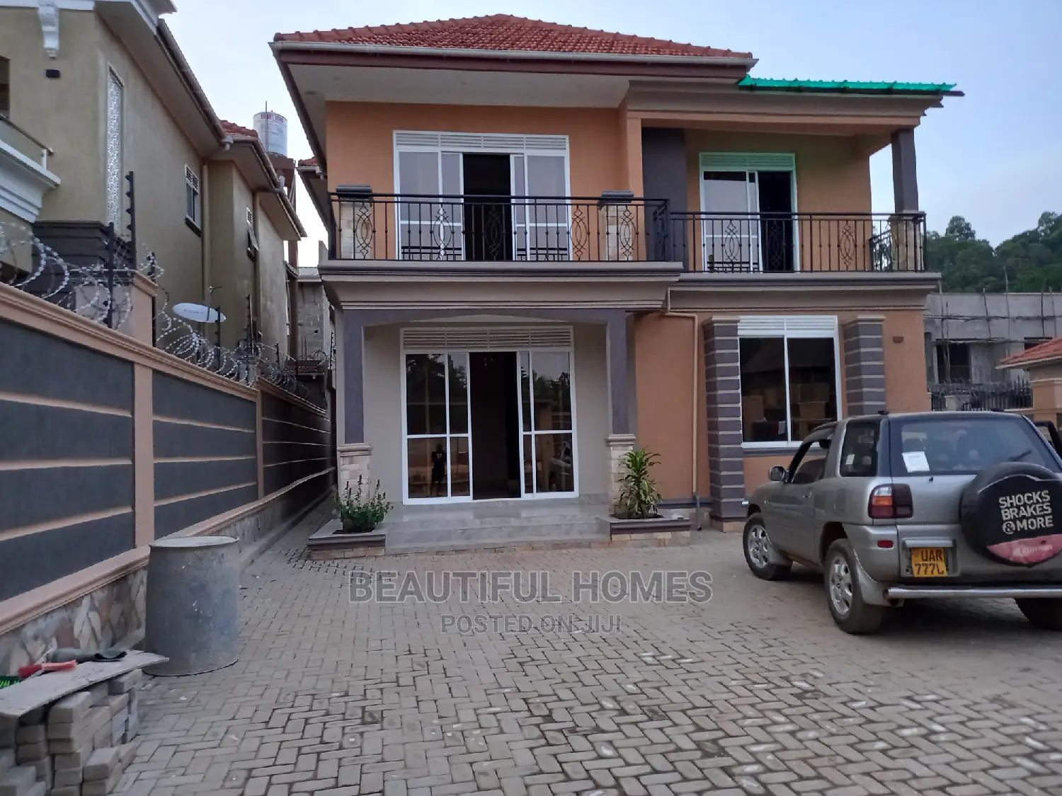 Furnished 4bdrm Duplex in Minister'S Village, Kira for Sale
