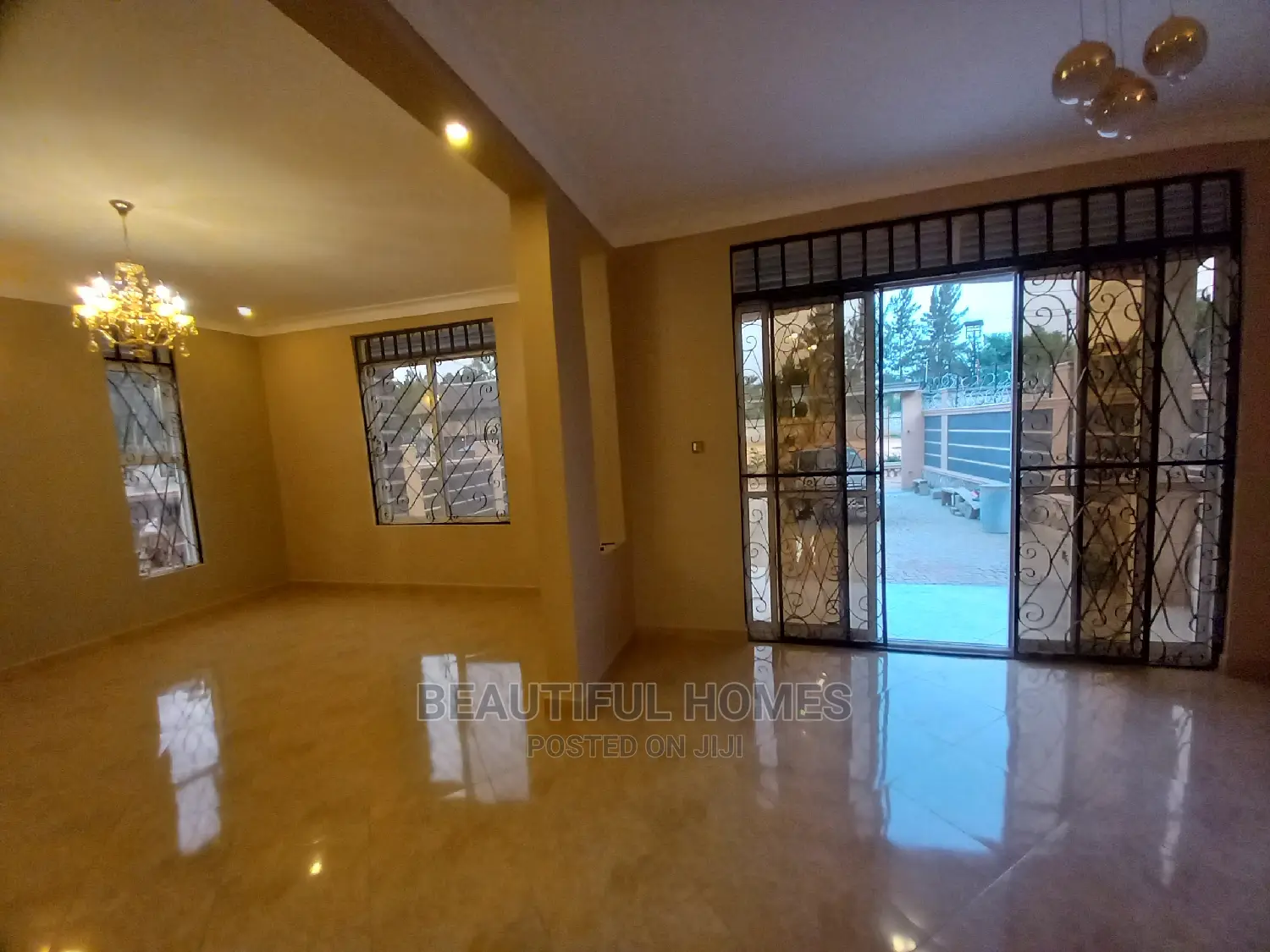 Furnished 4bdrm Duplex in Minister'S Village, Kira for Sale