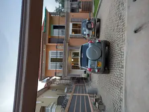 Furnished 4bdrm House in Kira Diplomat for Sale