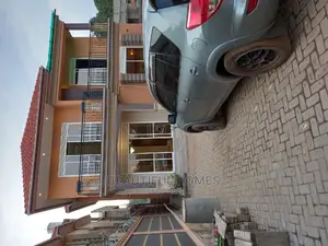 Furnished 4bdrm House in Kira Diplomat for Sale
