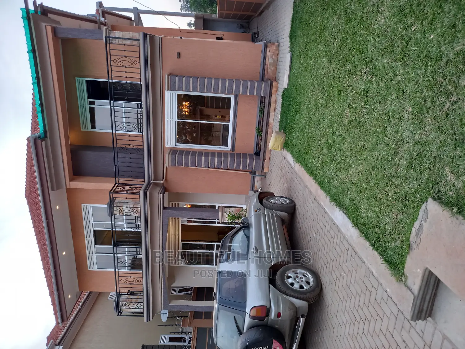 Furnished 4bdrm Duplex in Kira Wealthy for Sale