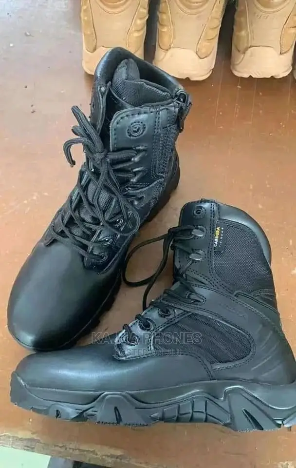 Delta Boots Black
