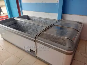 Meat Display Chiller /Deep Freezer on Sale Each at 8m