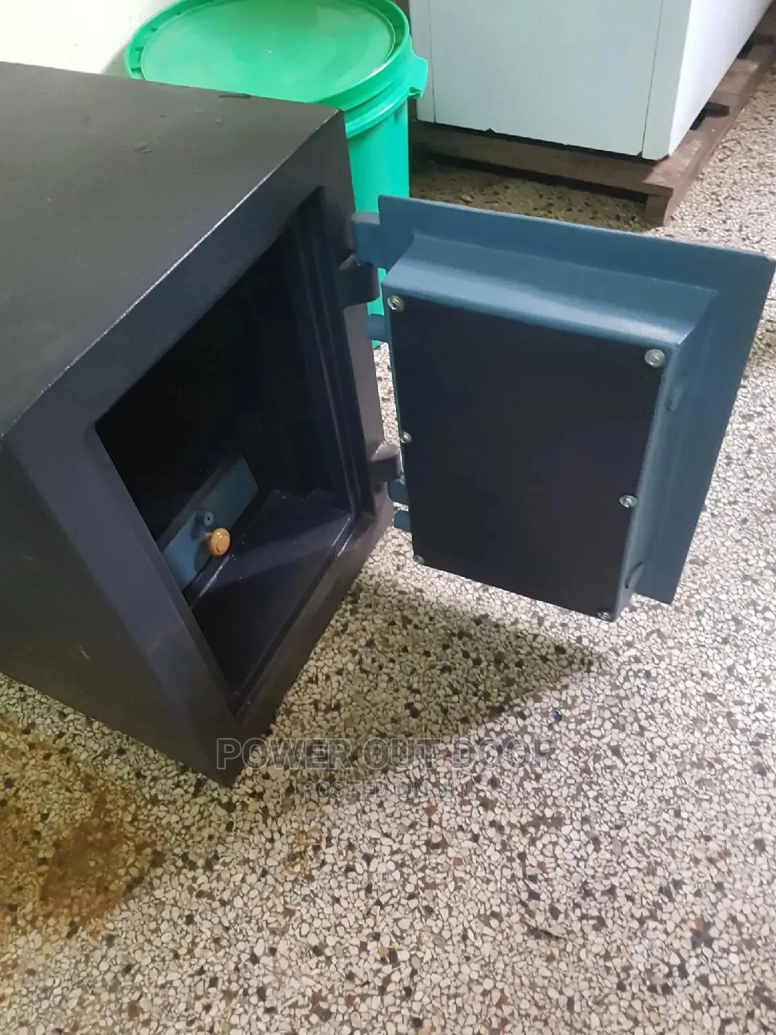 Mechanical Safe