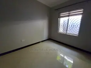Furnished 5bdrm Mansion in Kira for Sale