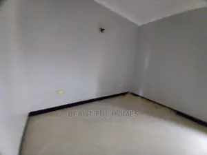 Furnished 4bdrm House in Kira Posh for Sale