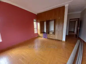 Furnished 4bdrm House in Kira Tarmack for Sale