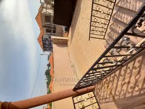 Furnished 4bdrm House in Kira Tarmack for Sale