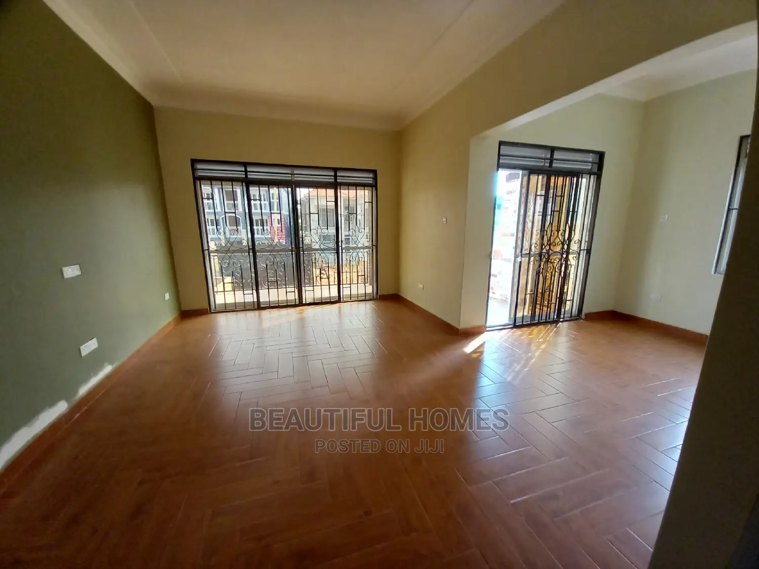 Furnished 4bdrm House in Ministers Estate, Kira for Sale