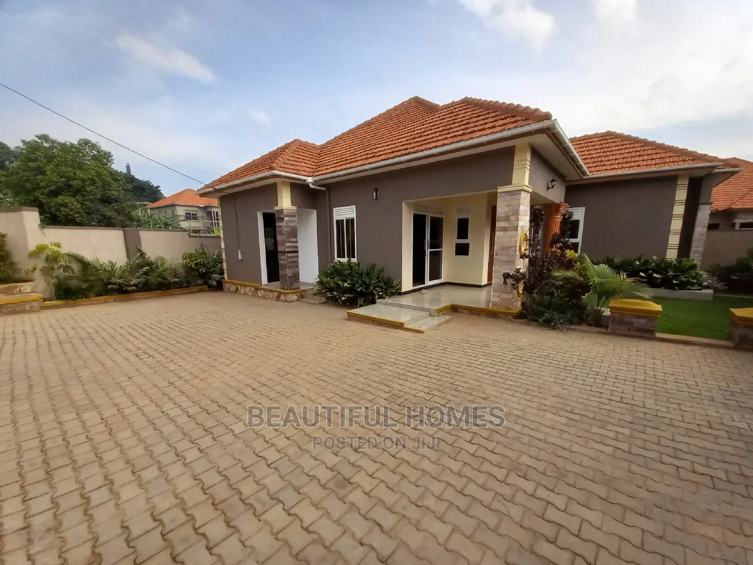 Furnished 4bdrm House in Kira Ministers for Sale