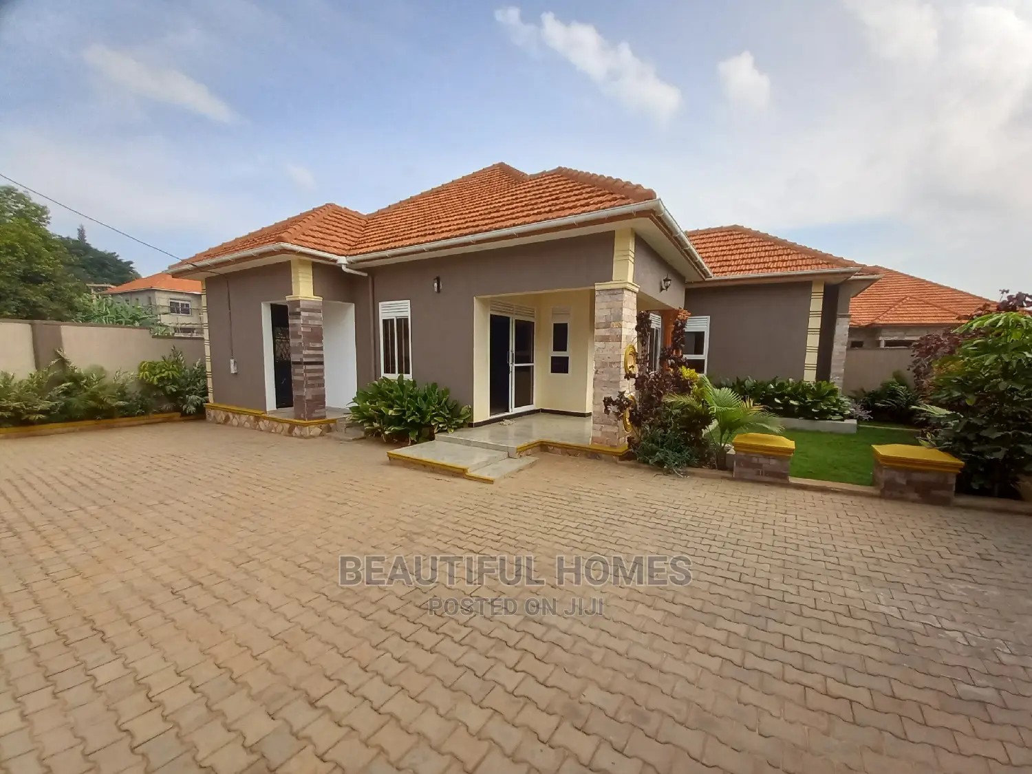 Furnished 4bdrm House in Kira Ministers for Sale
