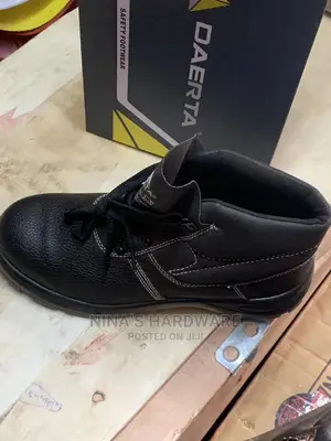 Safety Shoes/ Safety Boots