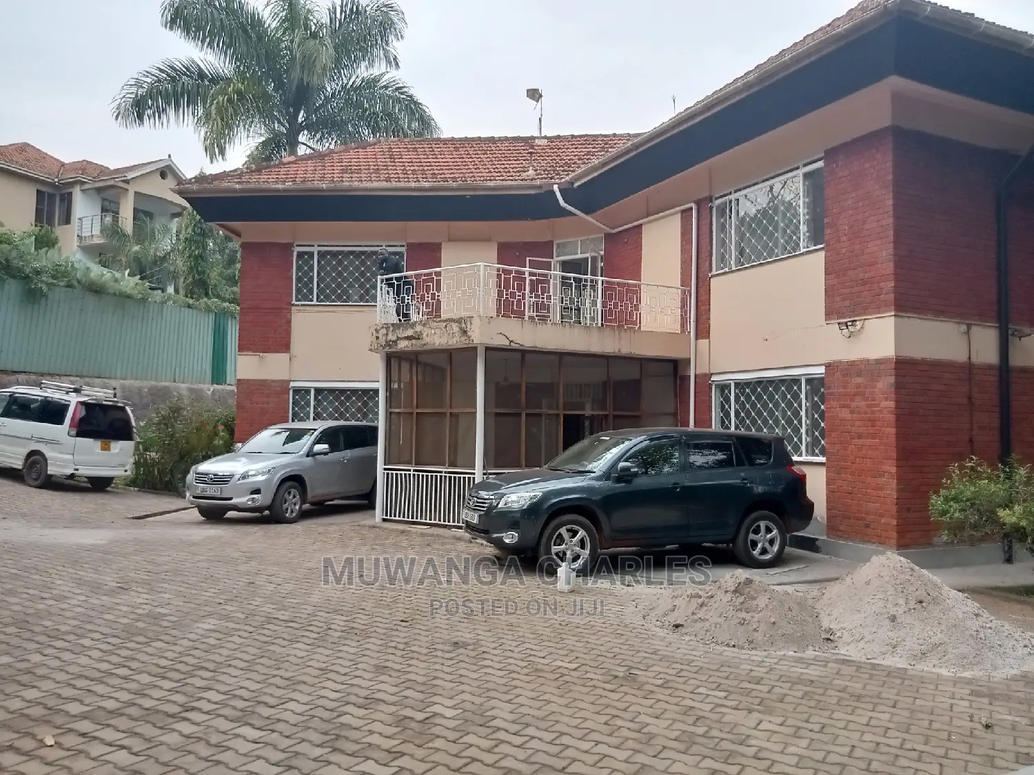 4bdrm Duplex in Fs Properties Ltd, Central Division for Rent