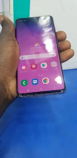 Photo - Samsung Galaxy S10 128 GB Black