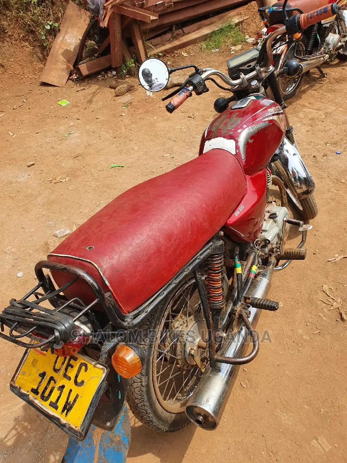 Bajaj Pulsar NS 200 2017 Brown