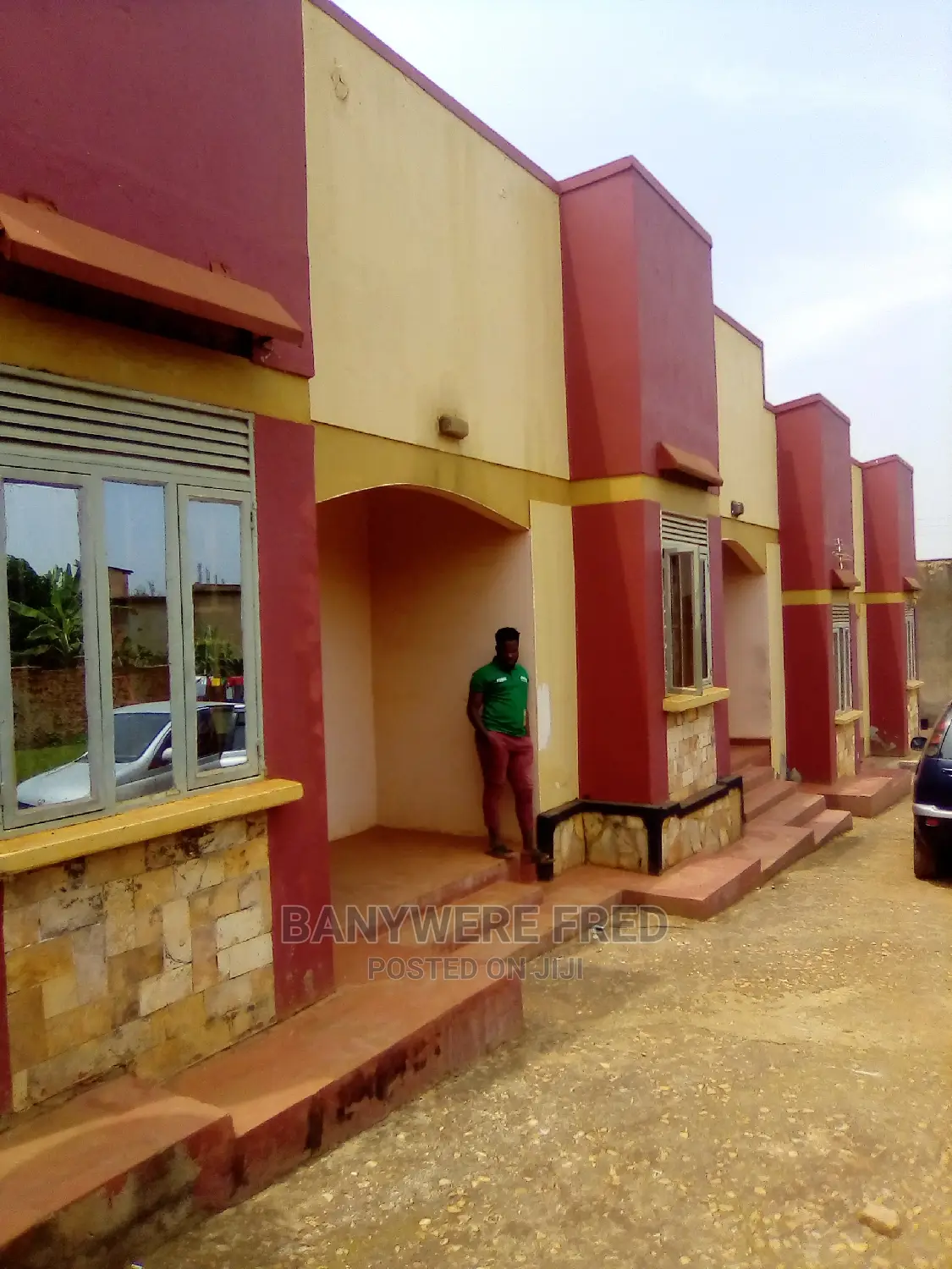 100/100 Plot for Sale in Buto