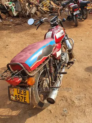 Bajaj Pulsar 180 2020 Green