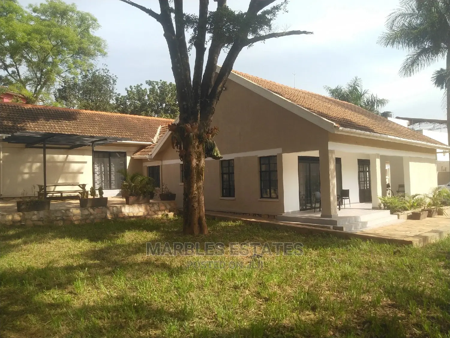 4bdrm Bungalow in Naguru, Central Division for Rent