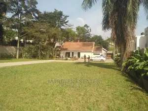 4bdrm Bungalow in Naguru, Central Division for Rent