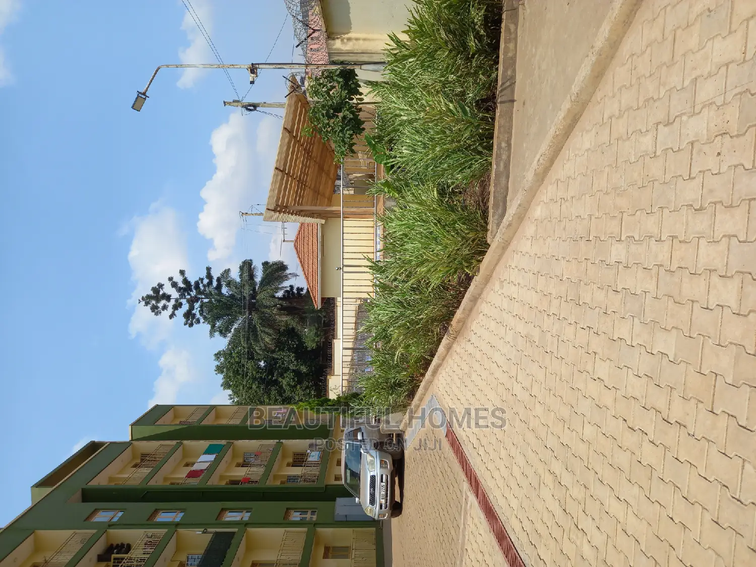 Furnished 2bdrm Condo in Bukoto, Central Division for Sale