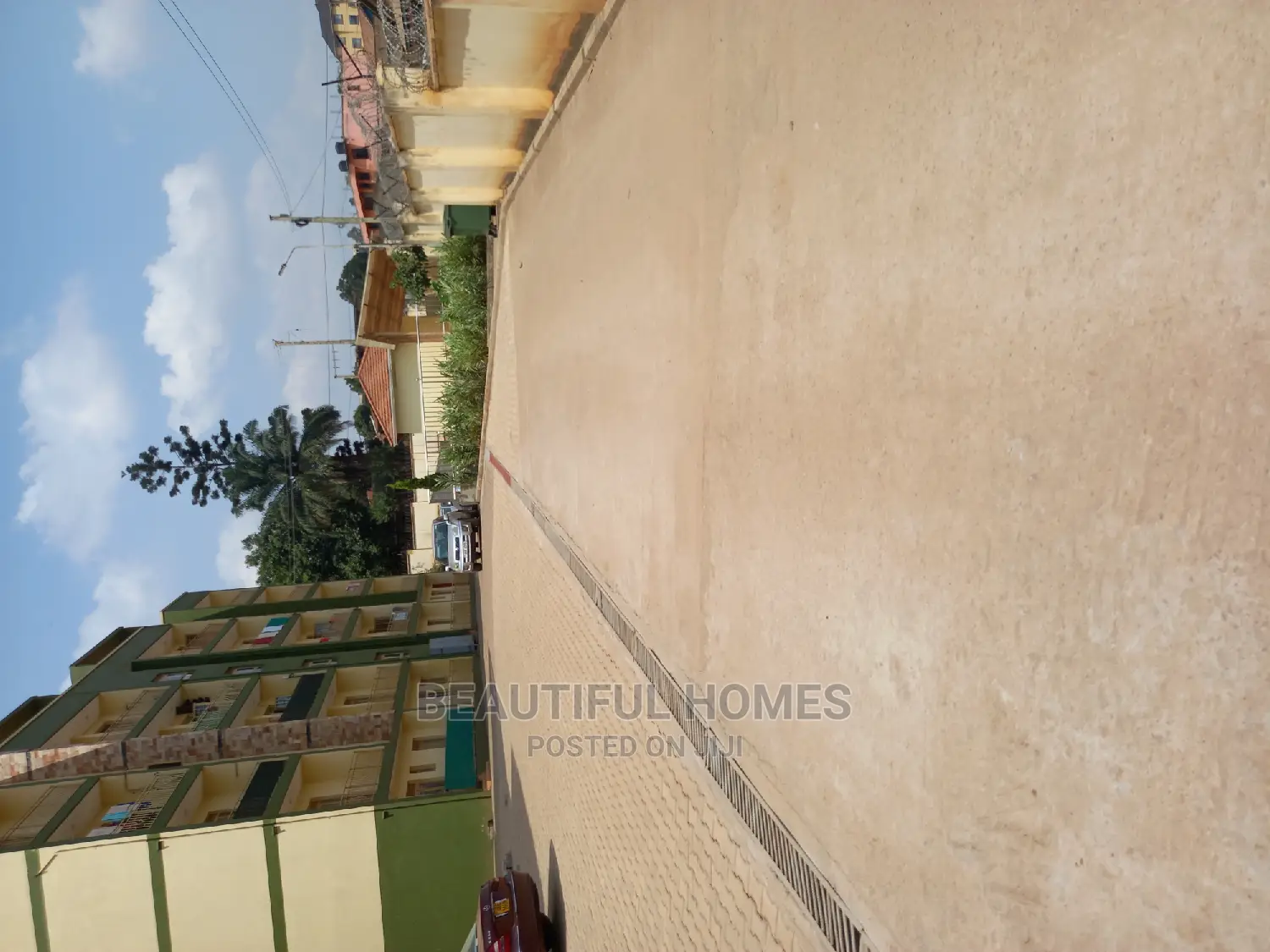 Furnished 2bdrm Condo in Bukoto, Central Division for Sale