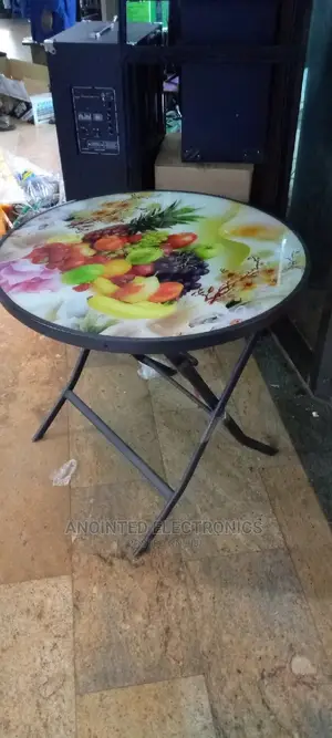 Foldable Round Glass Tables