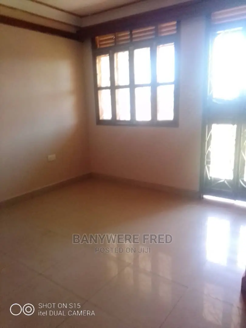 Furnished 2bdrm Apartment in Kira for Rent