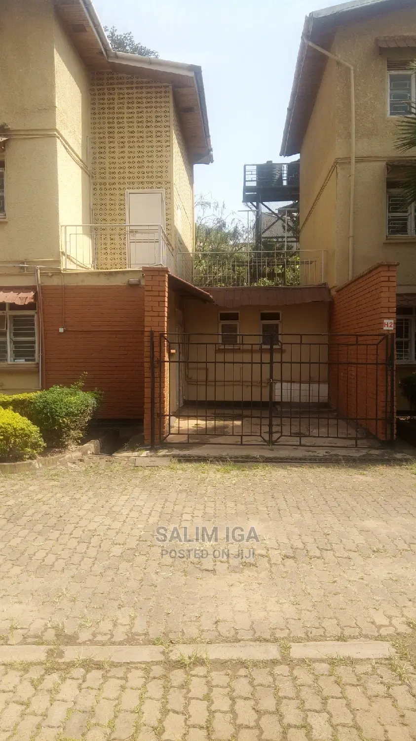 4bdrm Duplex in Kololo Property, Central Division for Rent