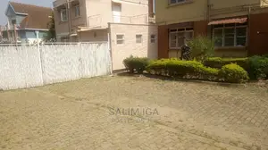 4bdrm Duplex in Kololo Property, Central Division for Rent