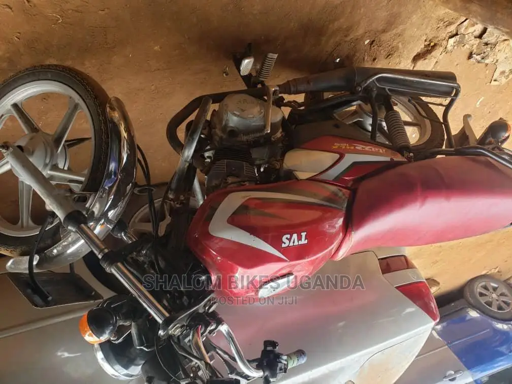 TVS Apache 180 RTR 2019 Blue
